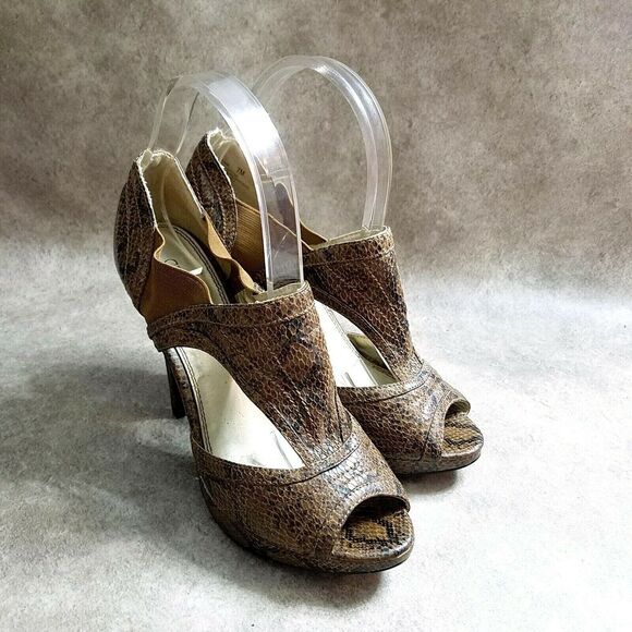 Cathy Jean Womens Leon  Size 7 Brown Peep Toe T-Strap 4.5" Heels - Picture 1 of 9